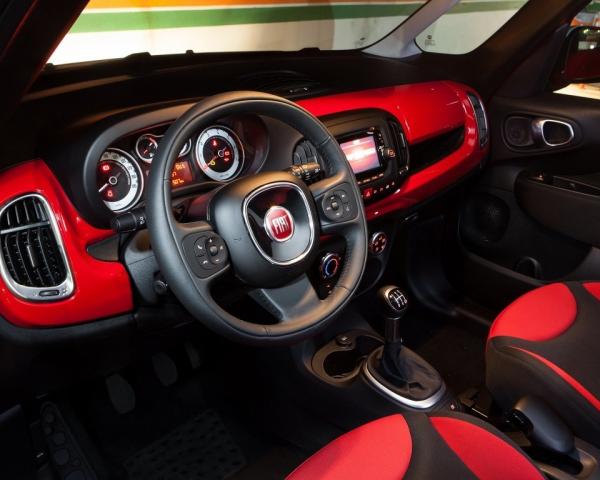 Фото Fiat 500L I Компактвэн