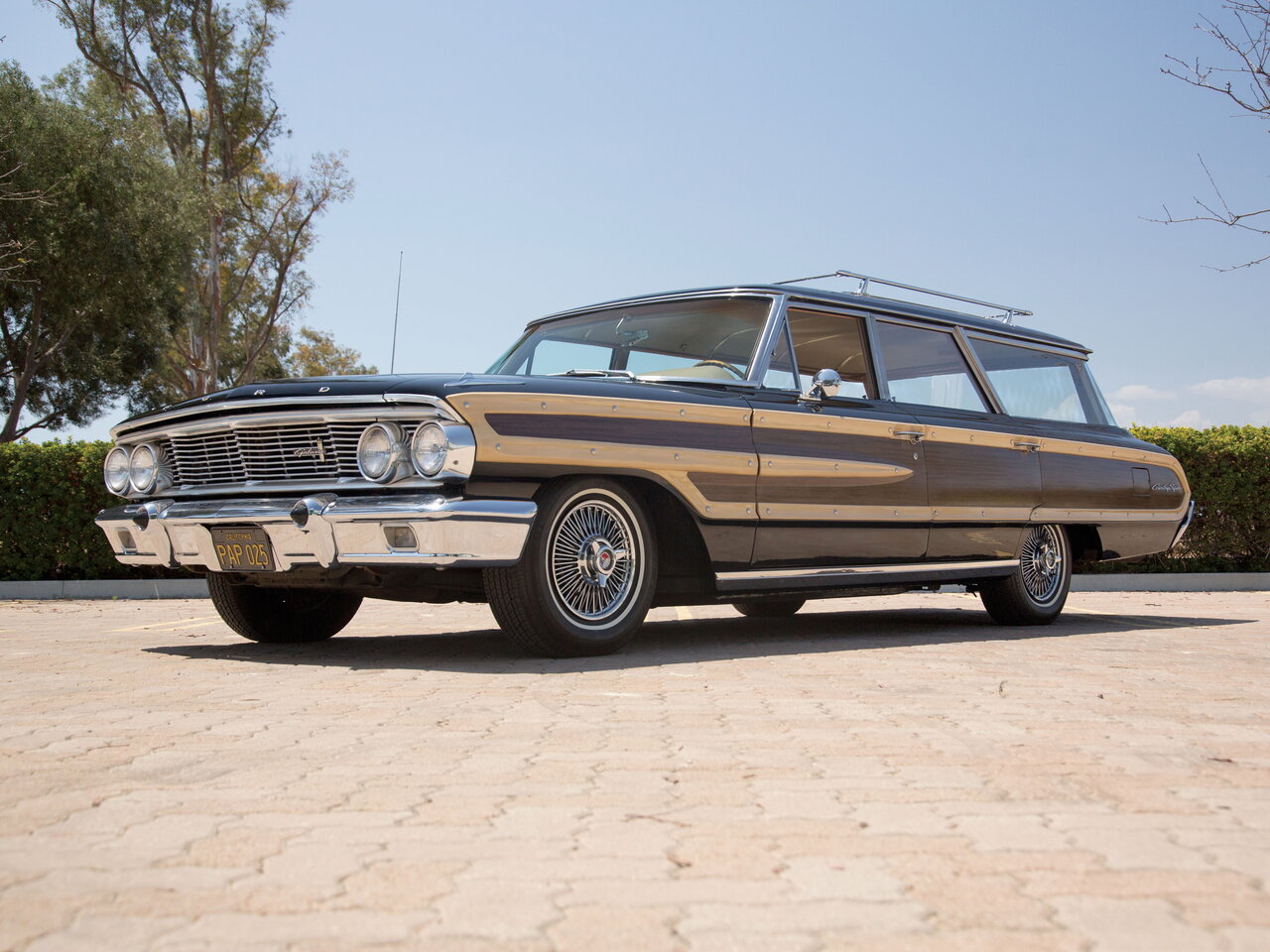 Фото Ford Country Squire V