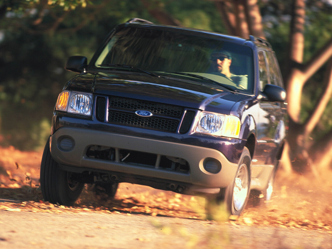 Фото Ford Explorer II Рестайлинг