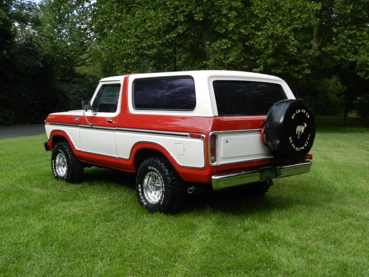 Фото Ford Bronco II