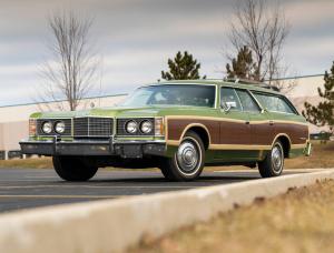 Фото Ford LTD Country Squire I