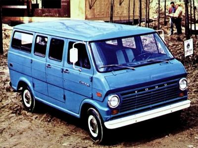 Фото Ford Econoline  Минивэн