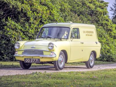 Фото Ford Anglia  Фургон