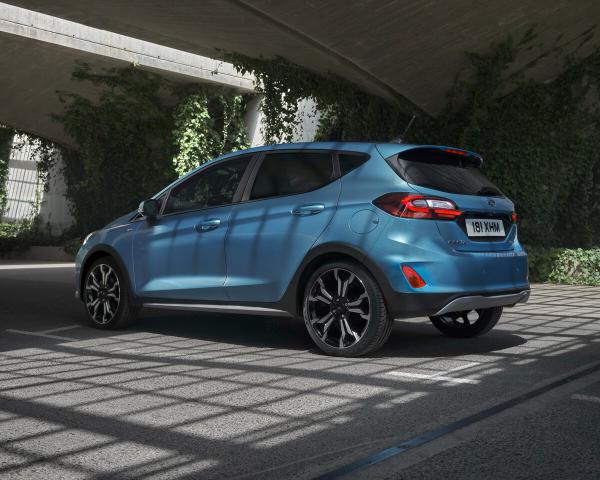 Фото Ford Fiesta Mk7 Рестайлинг Хэтчбек 5 дв. Active