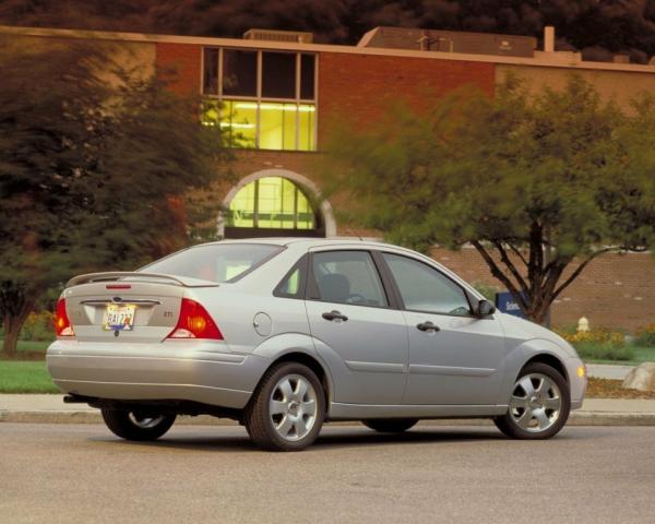 Фото Ford Focus I (North America) Седан