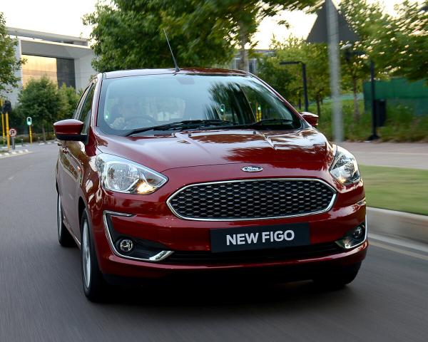 Фото Ford Figo II Хэтчбек 5 дв.