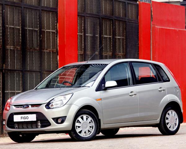 Фото Ford Figo I Хэтчбек 5 дв.