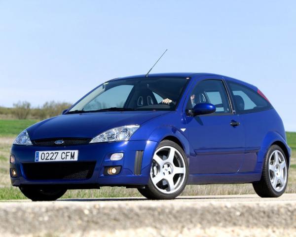 Фото Ford Focus RS I Хэтчбек 3 дв.