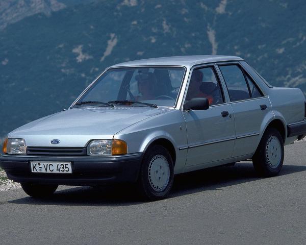 Фото Ford Orion II Седан