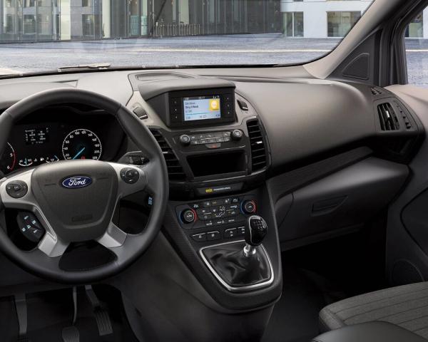 Фото Ford Tourneo Connect II Рестайлинг Компактвэн Grand