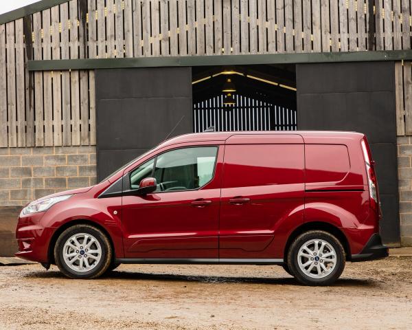 Фото Ford Transit Connect II Рестайлинг Фургон SWB