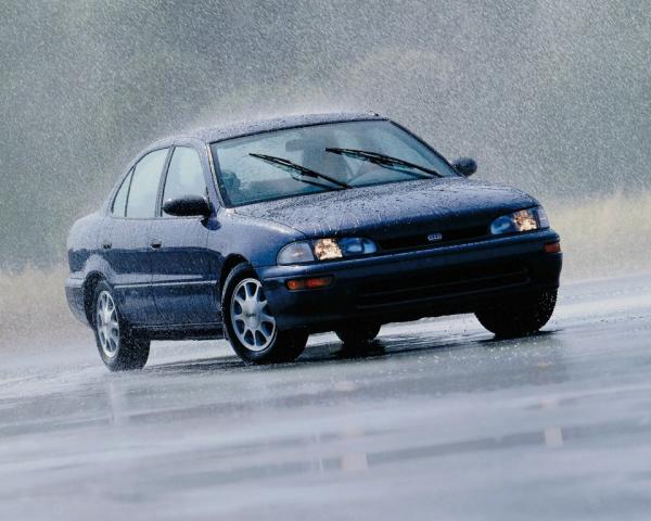 Фото Geo Prizm II Седан