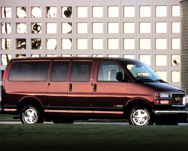 Фото GMC Savana I Минивэн