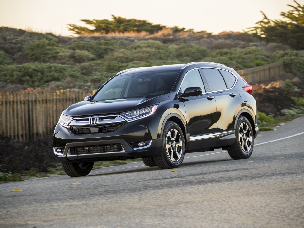 Фото Honda CR-V V