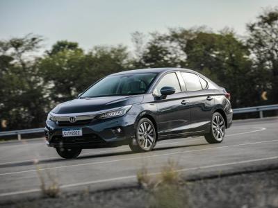 Фото Honda City  Седан