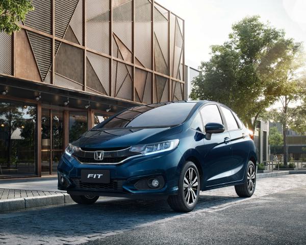 Фото Honda Fit III Рестайлинг Хэтчбек 5 дв.