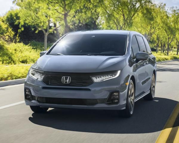 Фото Honda Odyssey (North America) V Рестайлинг 2 Минивэн