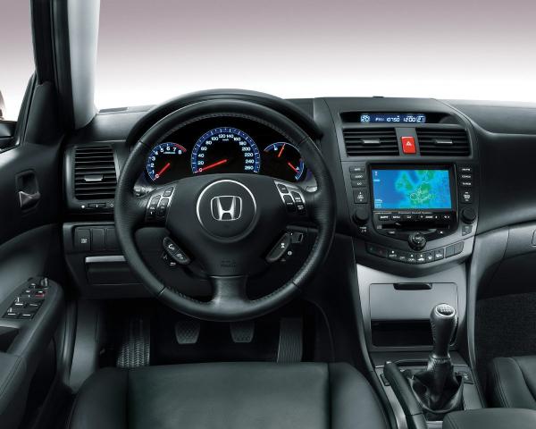 Фото Honda Accord VII Рестайлинг Седан