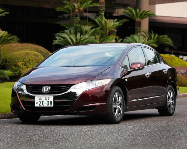 Фото Honda FCX Clarity I Седан