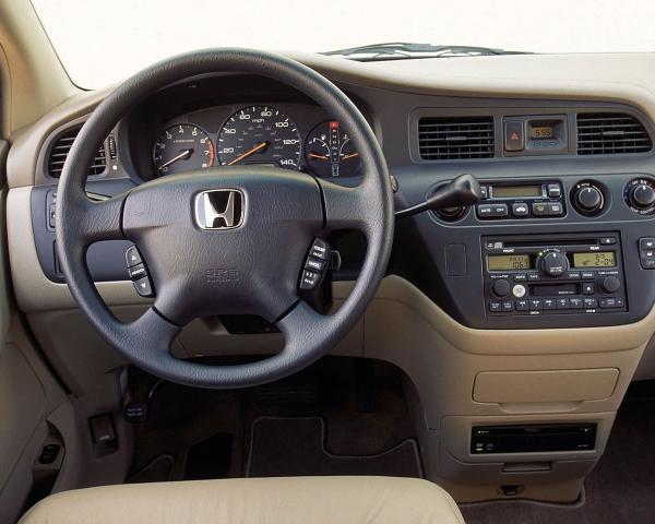 Фото Honda Odyssey (North America) II Минивэн