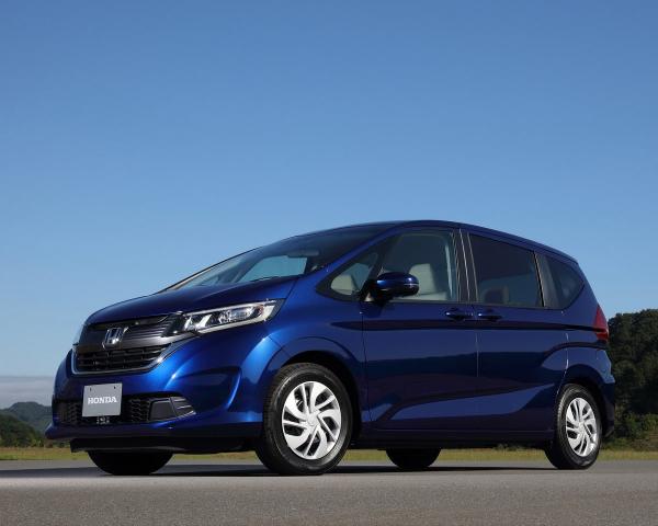 Фото Honda Freed II Компактвэн