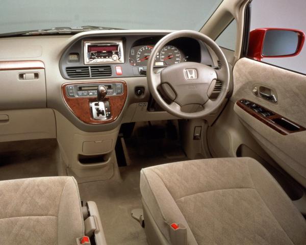 Фото Honda Odyssey II Компактвэн