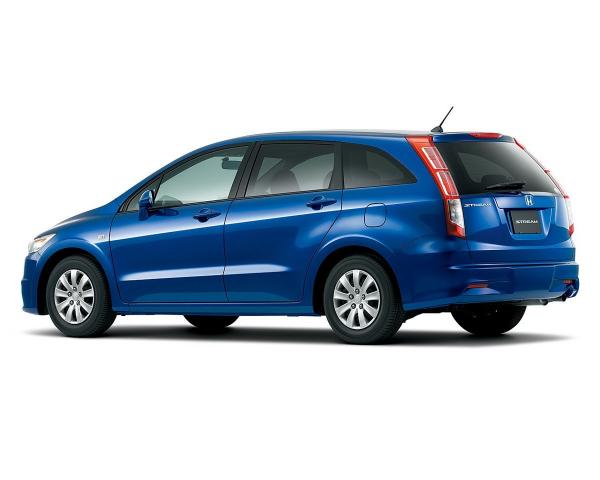 Фото Honda Stream II Рестайлинг Компактвэн