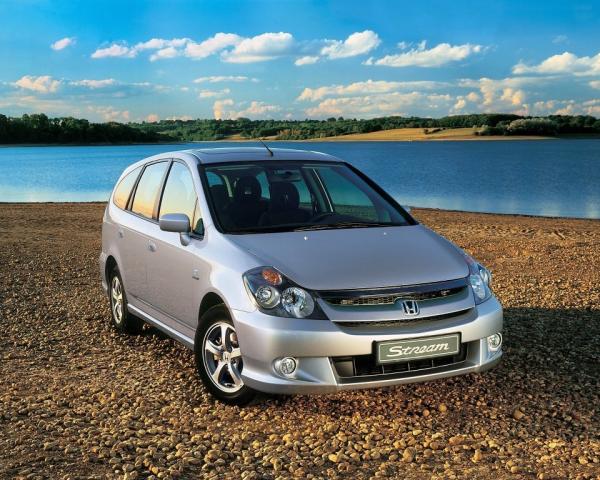 Фото Honda Stream I Рестайлинг Компактвэн