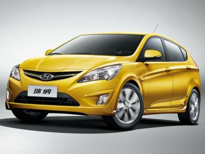 Фото Hyundai Verna III Хэтчбек 5 дв.