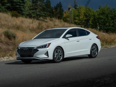 Фото Hyundai Elantra VI (AD) Рестайлинг Седан