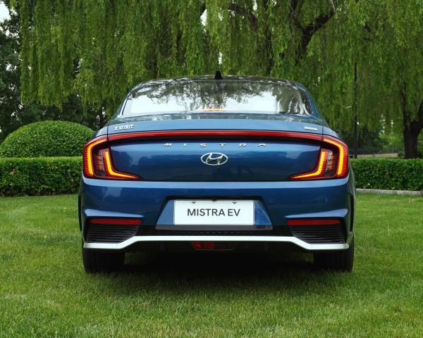 Фото Hyundai Mistra II (DU2) Седан EV