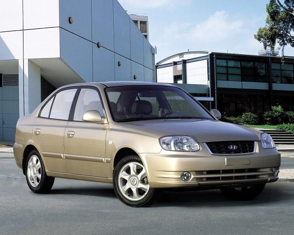 Фото Hyundai Accent II Рестайлинг Седан