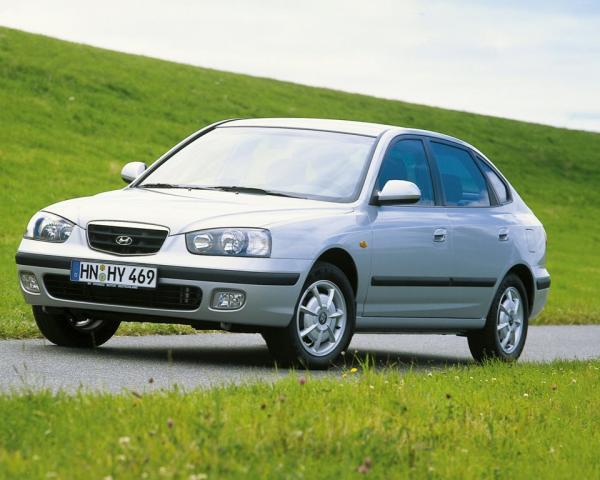 Фото Hyundai Elantra III (XD) Хэтчбек 5 дв.