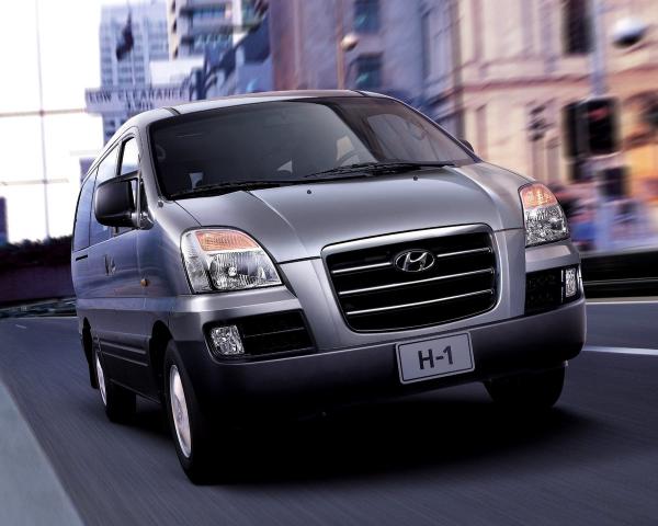 Фото Hyundai H-1 I Рестайлинг Минивэн