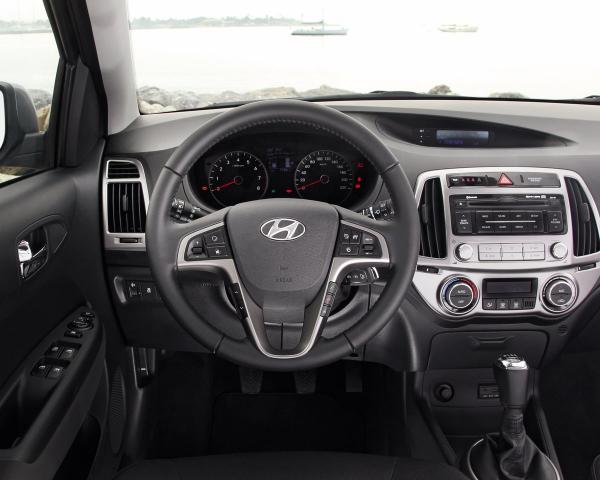 Фото Hyundai i20 I Рестайлинг Хэтчбек 3 дв.