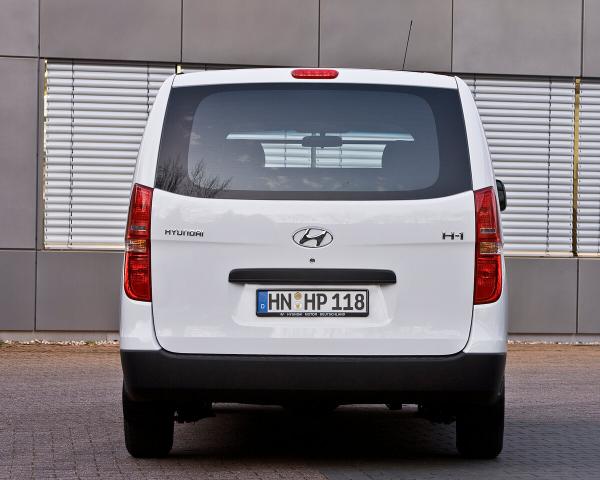 Фото Hyundai H-1 II Фургон