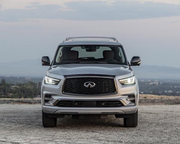 Фото Infiniti QX80 I Рестайлинг 3 Внедорожник 5 дв.