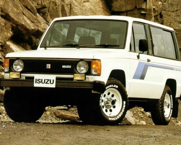 Фото Isuzu Trooper I Внедорожник 3 дв.