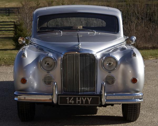 Фото Jaguar Mark IX I Седан