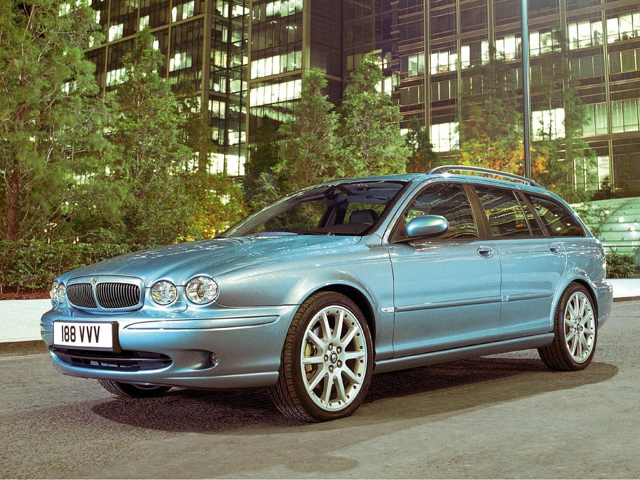 Фото Jaguar X-Type I