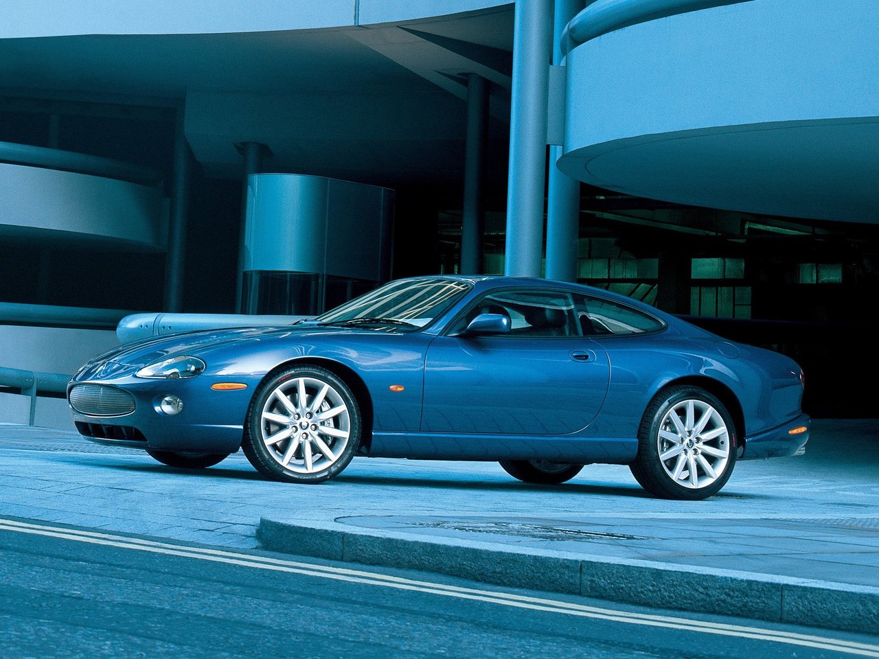 Фото Jaguar XKR I Рестайлинг