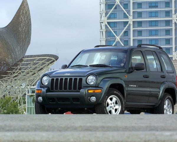 Фото Jeep Cherokee III (KJ) Внедорожник 5 дв.