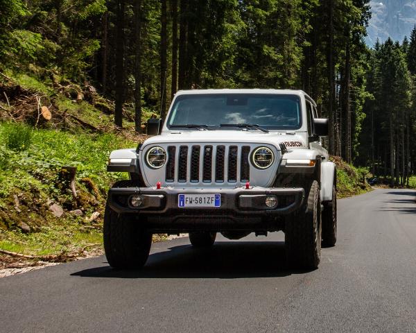 Фото Jeep Gladiator II (JT) Пикап Двойная кабина