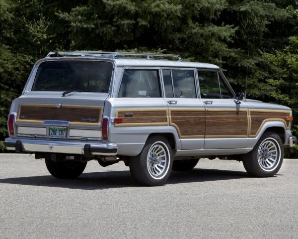 Фото Jeep Grand Wagoneer I Внедорожник 5 дв.