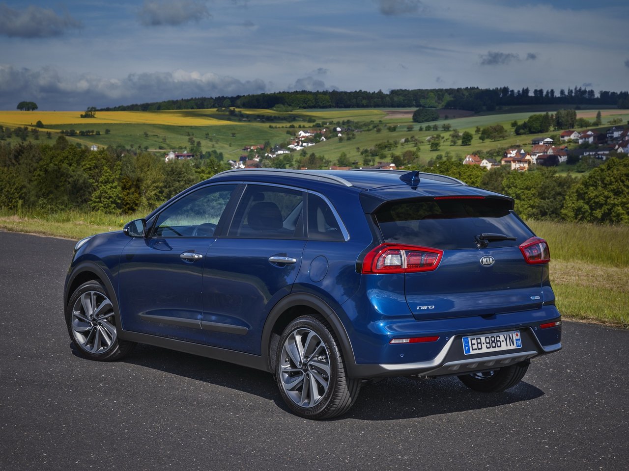 Фото Kia Niro I