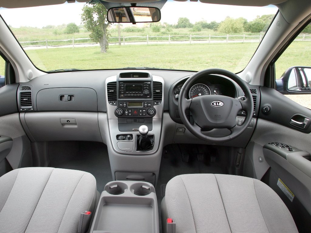 Фото Kia Sedona I