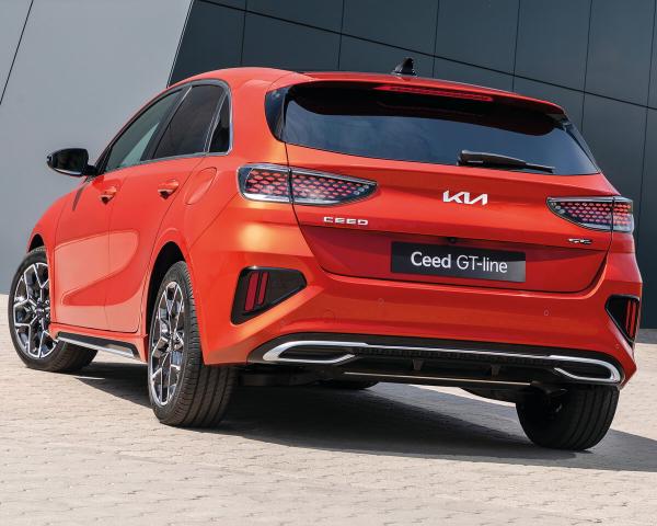 Фото Kia Ceed III Рестайлинг Хэтчбек 5 дв.