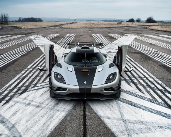 Фото Koenigsegg One:1 I Купе