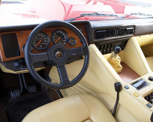 Фото Lamborghini LM002 I Пикап Двойная кабина