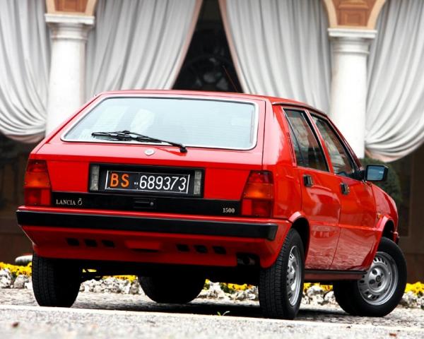 Фото Lancia Delta I (831) Хэтчбек 5 дв.